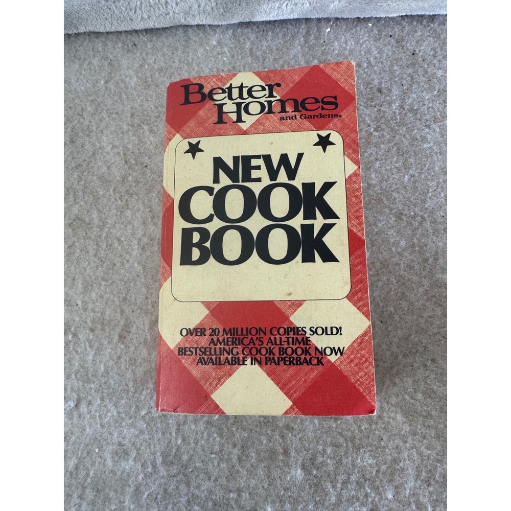 Better Homes and Gardens New Cook Book Vintage Red Gingham Paperback 1500 Recipe